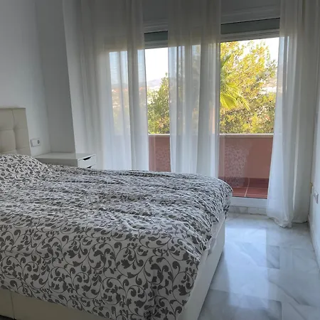 Apartment Magna 3 Bed Nueva Andalucia *