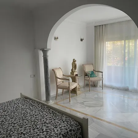 Apartment Magna 3 Bed Nueva Andalucia *